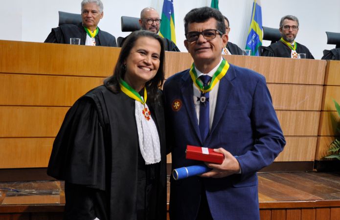 Imagem da galeria: JOSÉ LUIZ ROCHA JÚNIOR OFICIAL DE JUSTIÇA DESTE TRIBUNAL.JPG